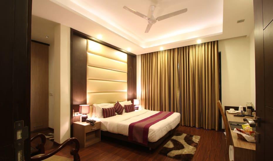 Indiyaah Inn Gurgaon Extérieur photo